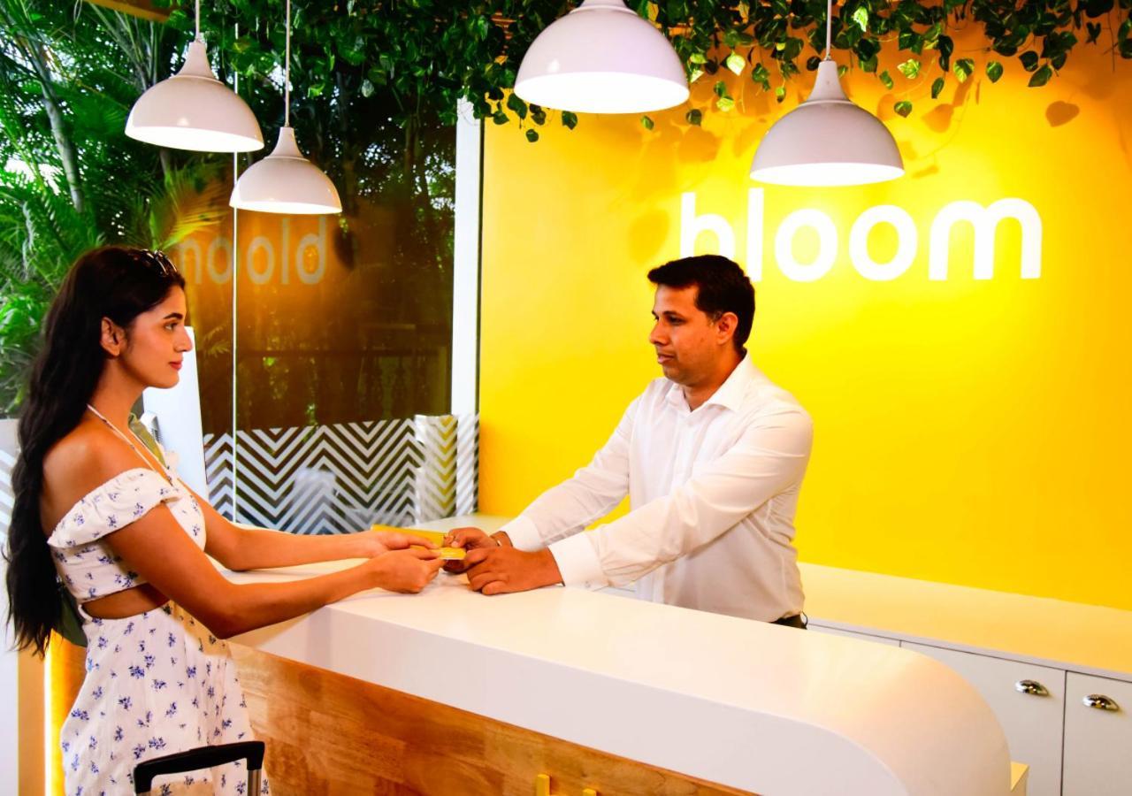 Bloom Hotel - Gachibowli Hyderabad Bagian luar foto